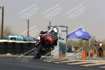 media/Apr-09-2022-SoCal Trackdays (Sat) [[c9e19a26ab]]/Turn 16 (2pm)/